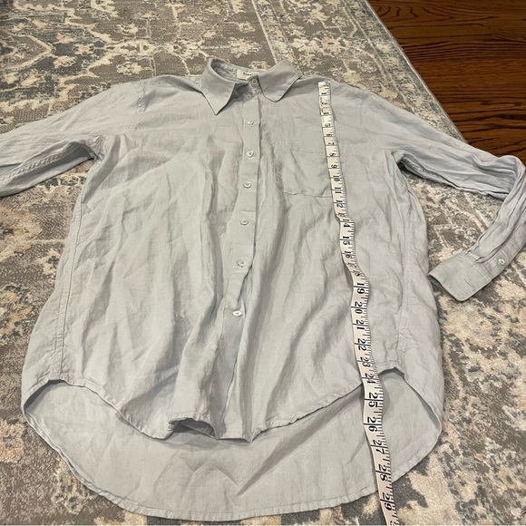 Babaton Aritzia Blue Gray Casual Button Down Shirt - Picture 2 of 5